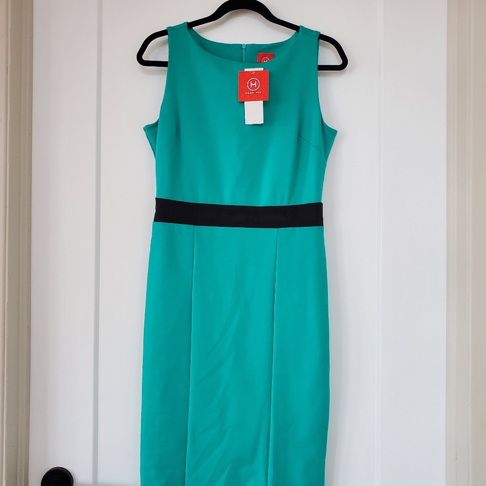 Elegant Teal Sleeveless Dress With Cape
